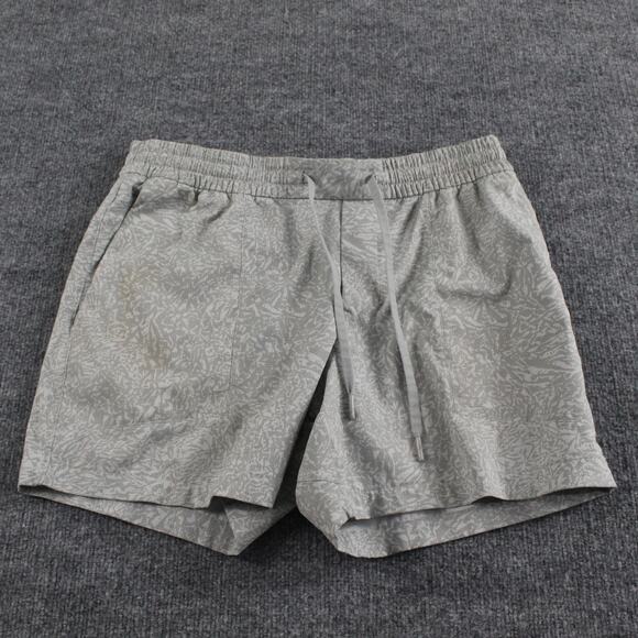 Lululemon Shorts Mens Large Bowline 5 Gray Ventlight Mesh Gym Running Workout - Picture 5 of 13